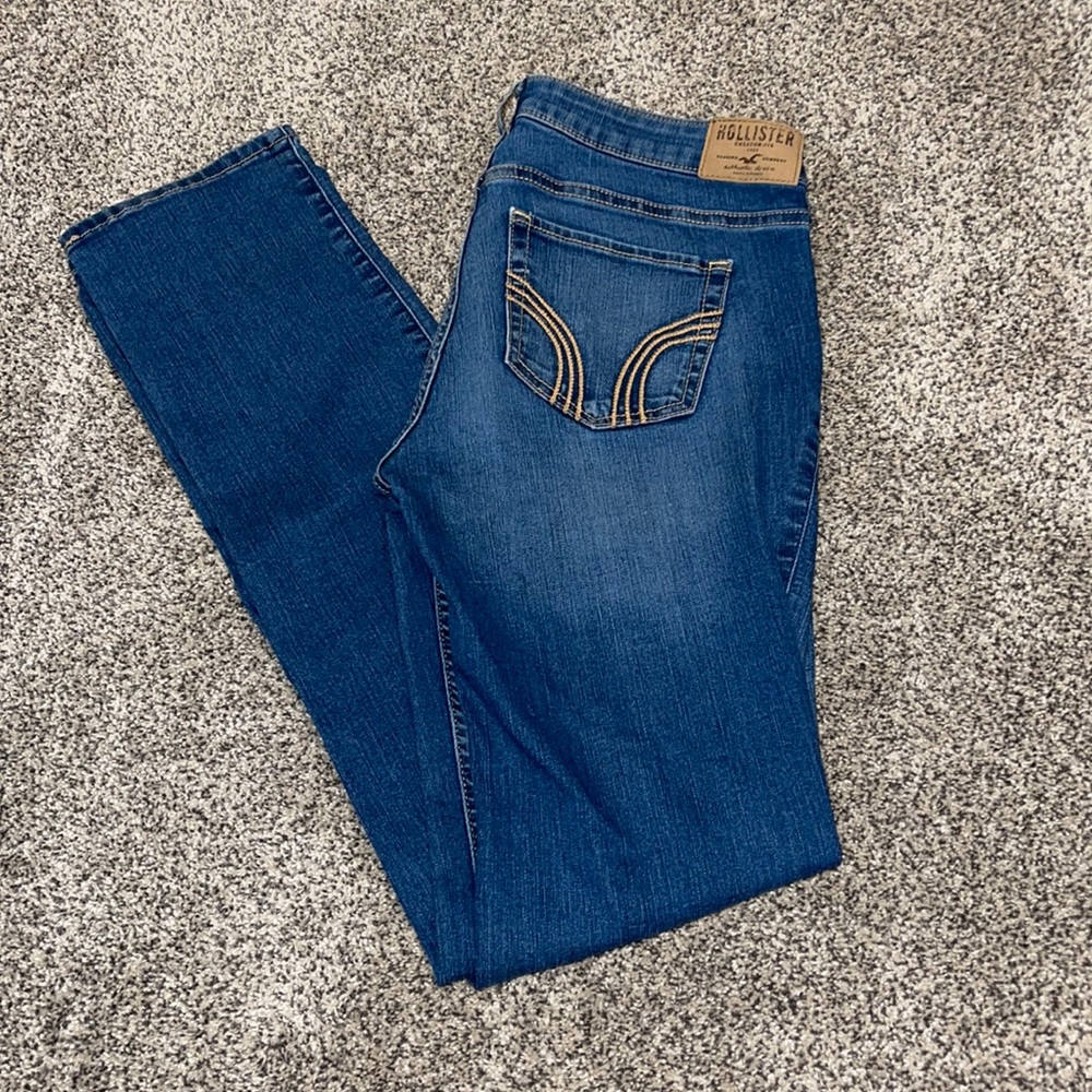 Hollister skinny jeans